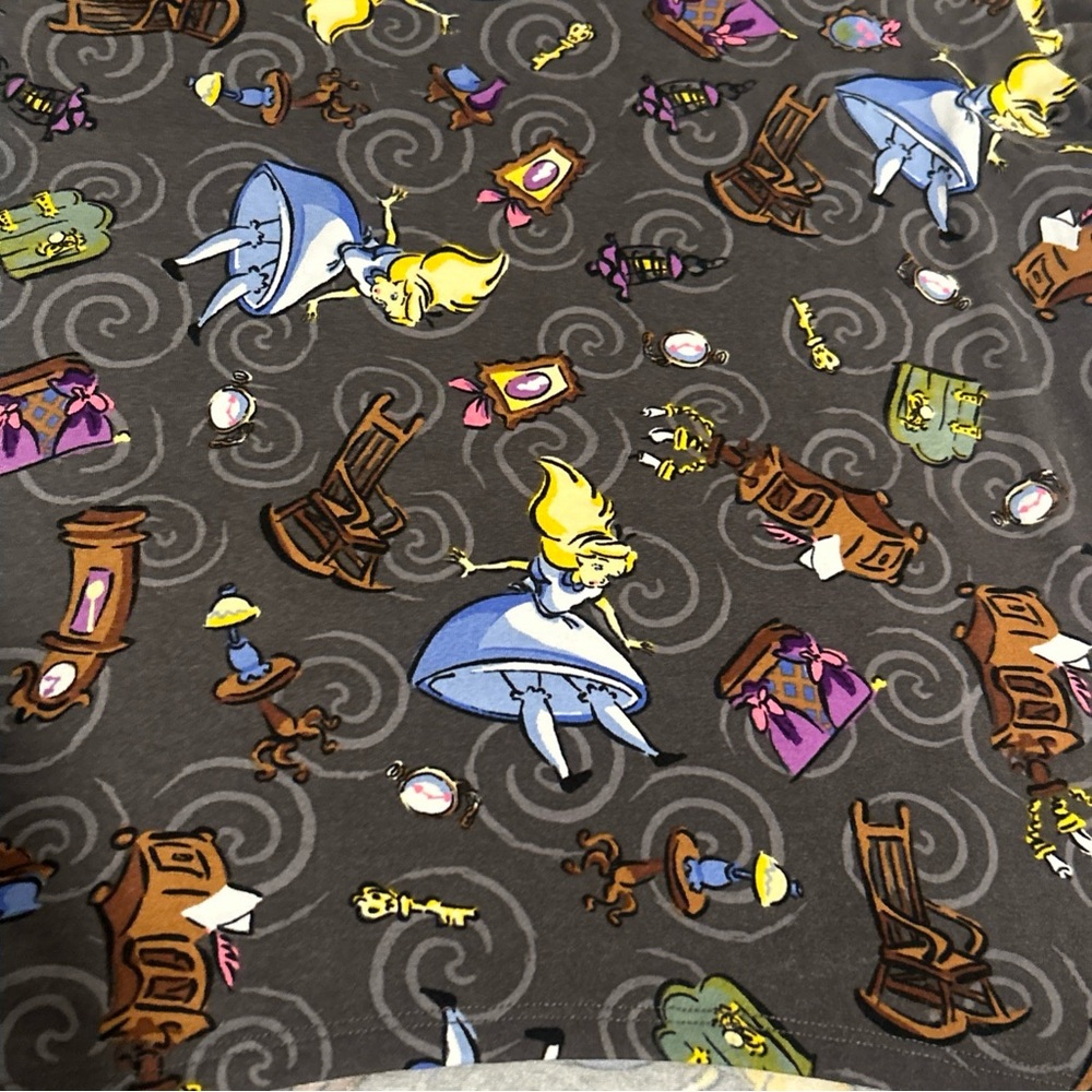 LuLaRoe Disney Kids Gracie Tunic hi-lo top. Size 6 Alice In Wonderland NWOT - Picture 5 of 11